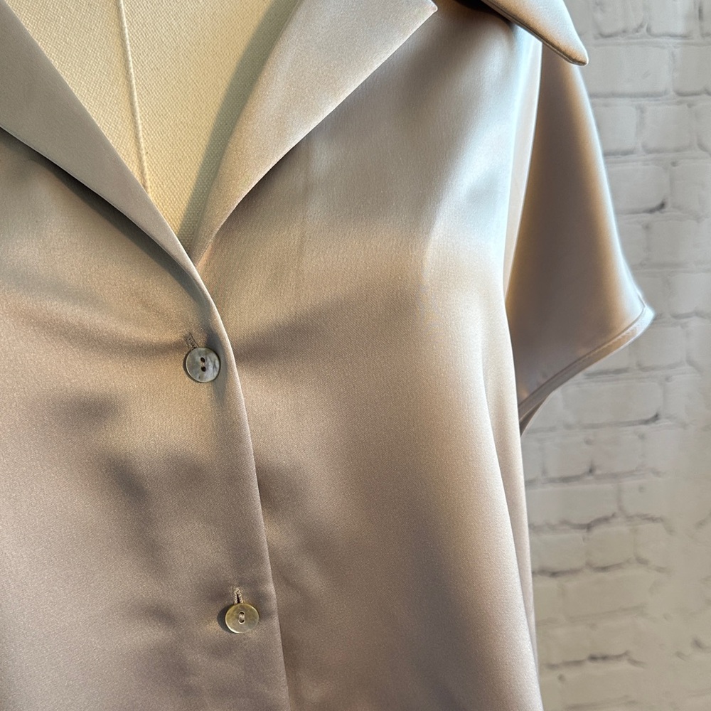 Rachel Zoe Women's Satin Button Down Shirt - Picture 2 of 4